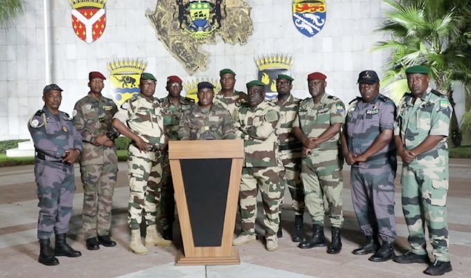 La junte du CTRI est dissoute, les militaires rentrent dans les casernes
